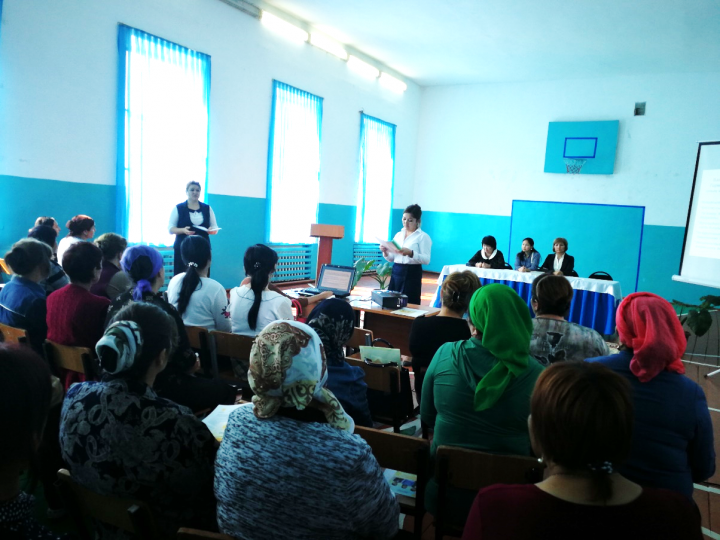 ХХІ - ғасырдың ата -анасы: Өз балаңа үлгі бол республикалық конференциясы