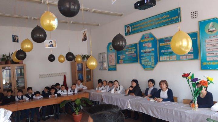 100 жаңа есім Димаш Құдайбергеновтың өнер жолы танымдық сазды кеш