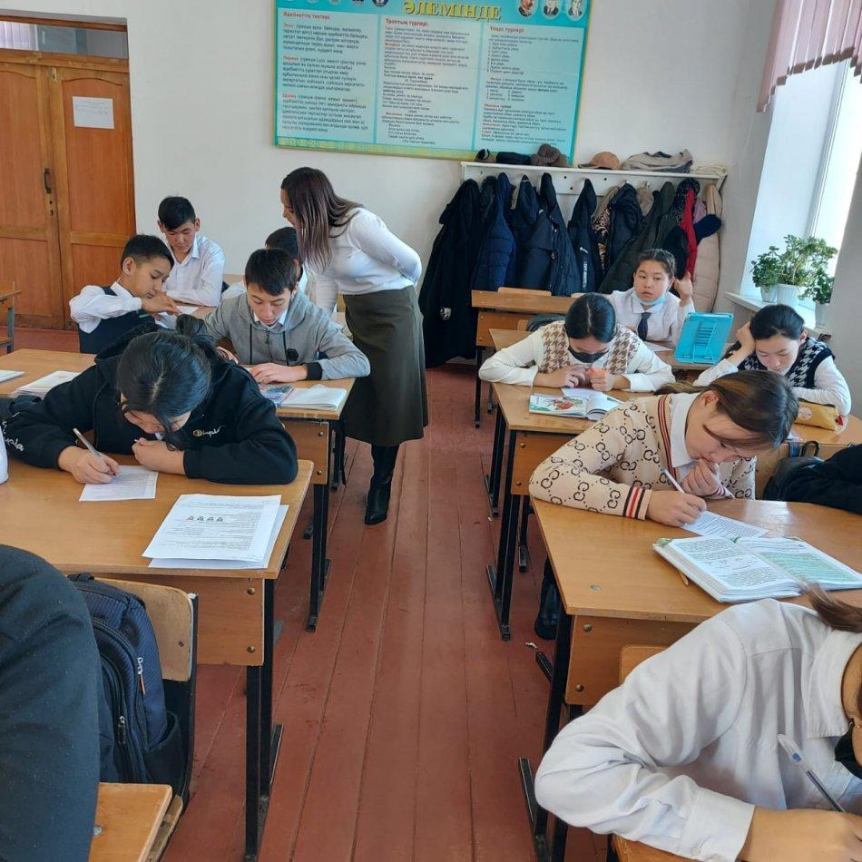 "Зорлық - зомбылық туралы не ойлаймын?"