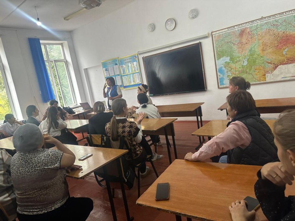 «Балалардың достығы - ата-ананың білуі маңызды» тақырыбында  кездесу